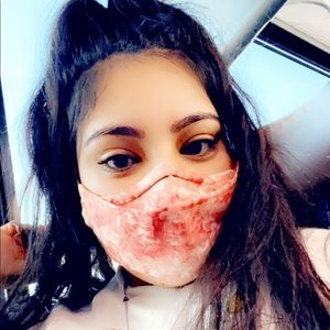 Meet your Posher, Lorena